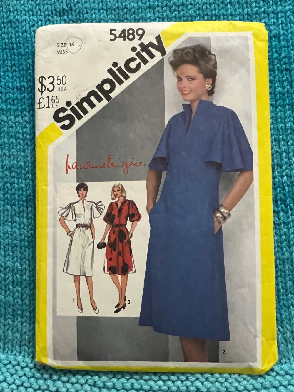 Simplicity 5489 Sewing pattern Aline dress flutter puff sleeve size 16